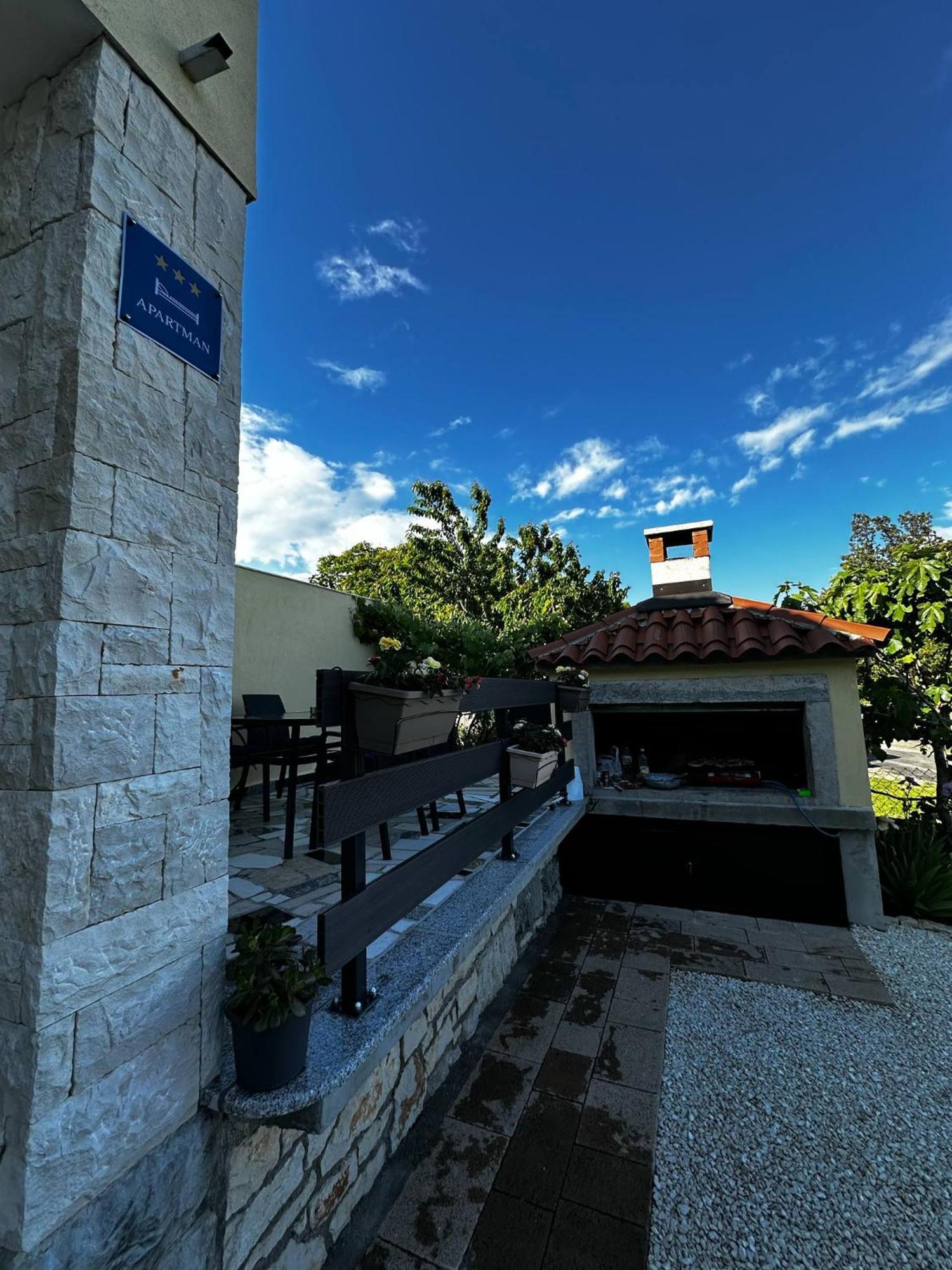 Lulic Apartment Labin  Exterior photo
